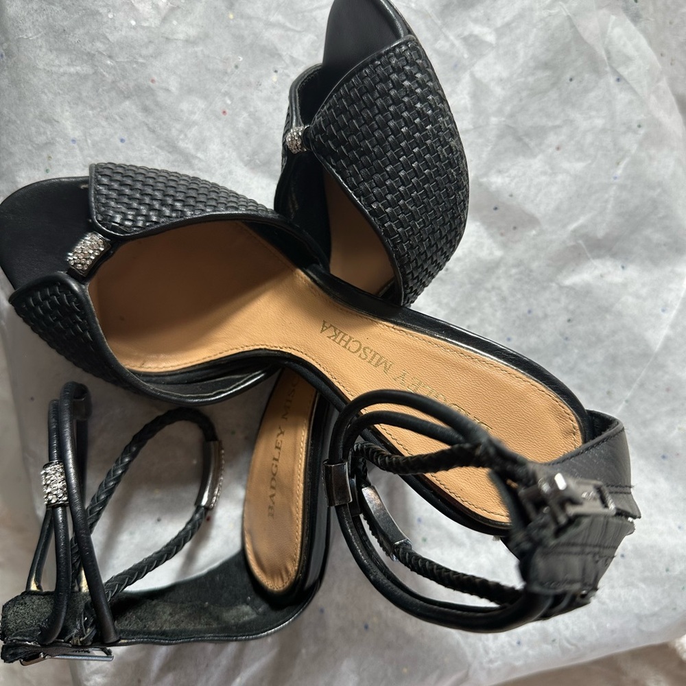 Badgley Mischka Kandyce Woven Black Leather Ankle Strap Heels - Size 5 - Picture 2 of 7